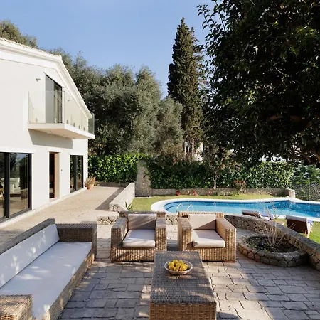 Villa Nisos Emerald